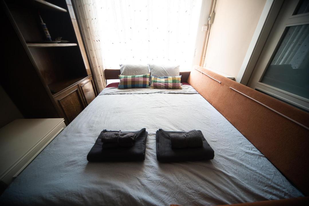 Traditional Rooms In Eixample バルセロナ エクステリア 写真