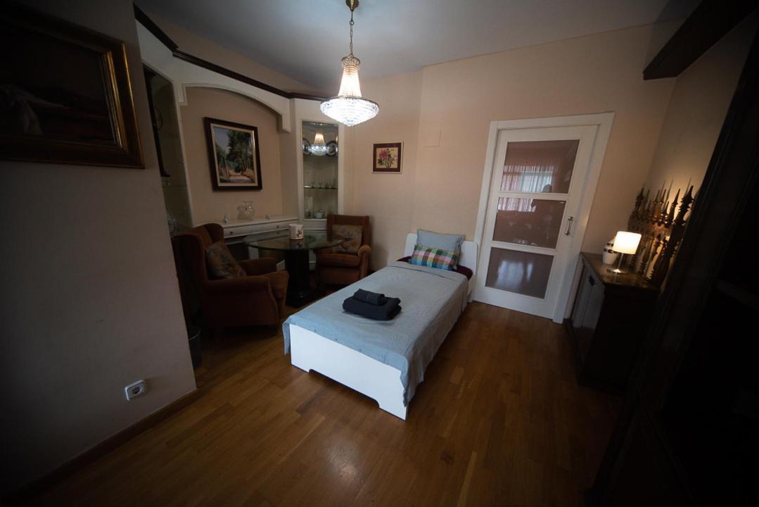 Traditional Rooms In Eixample バルセロナ エクステリア 写真