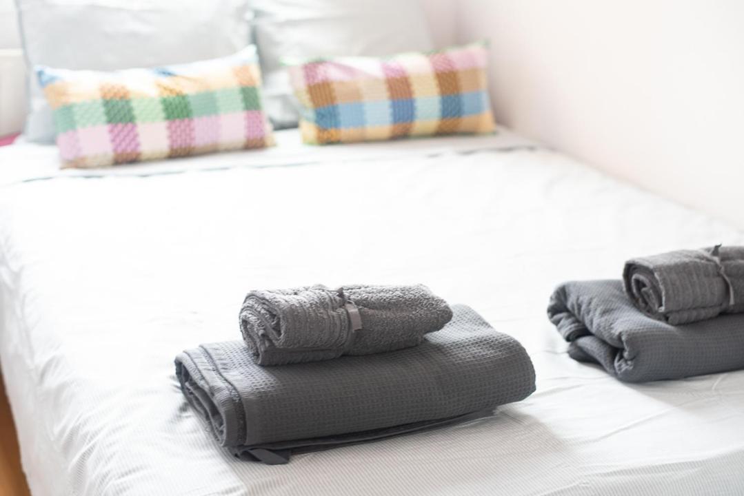 Traditional Rooms In Eixample バルセロナ エクステリア 写真